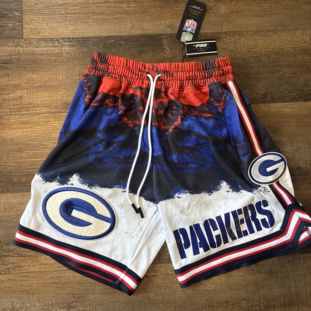 NWT NFL Green Bay Packers Pro Standard Navy/Red Americana Shorts Men's Medium